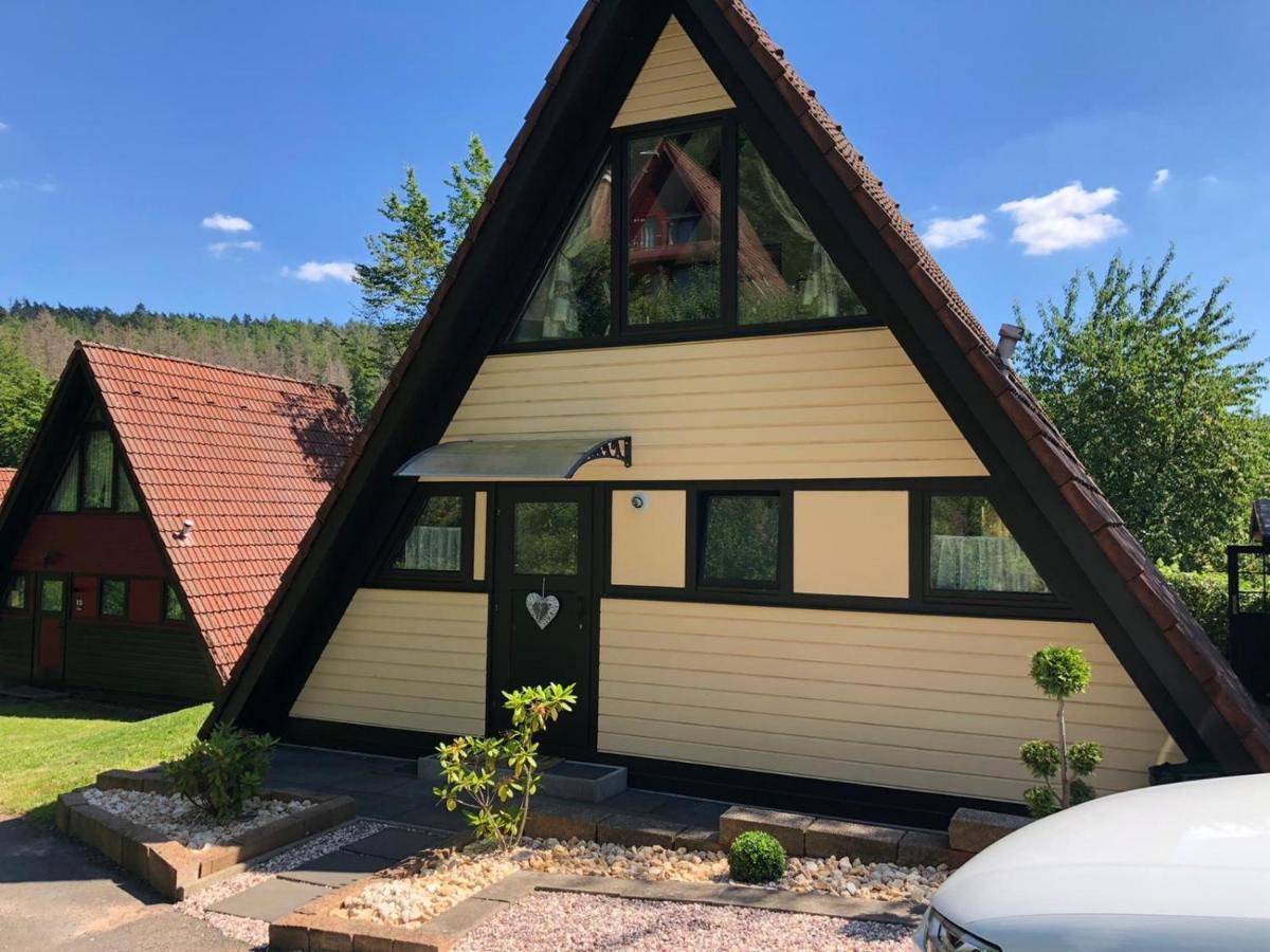 Natur Pur - Waldurlaub Im Tiny House Ronshausen المظهر الخارجي الصورة